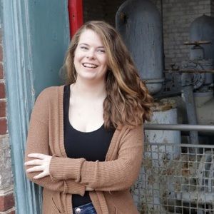 Meet your Posher, Maddie